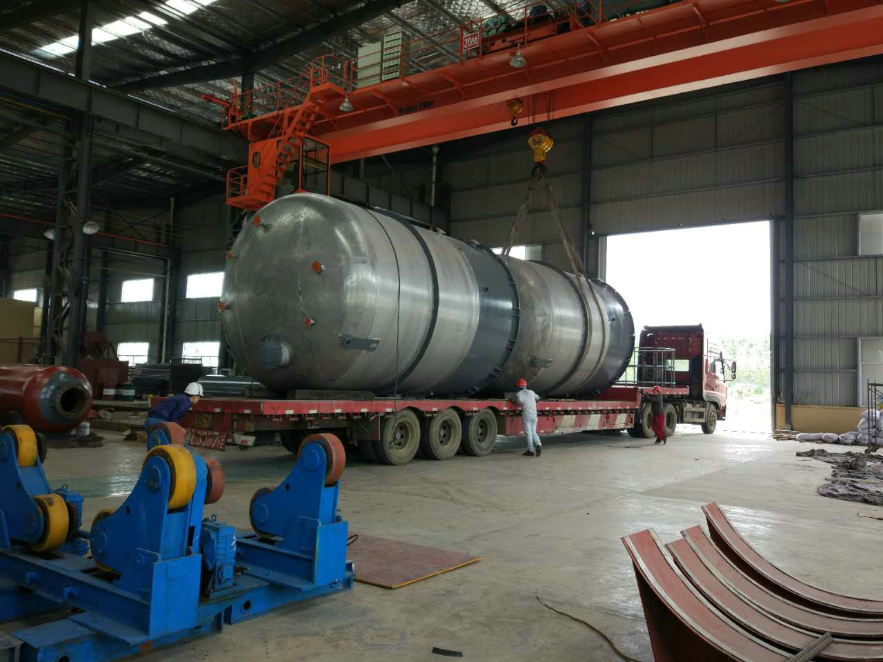 Storage tank