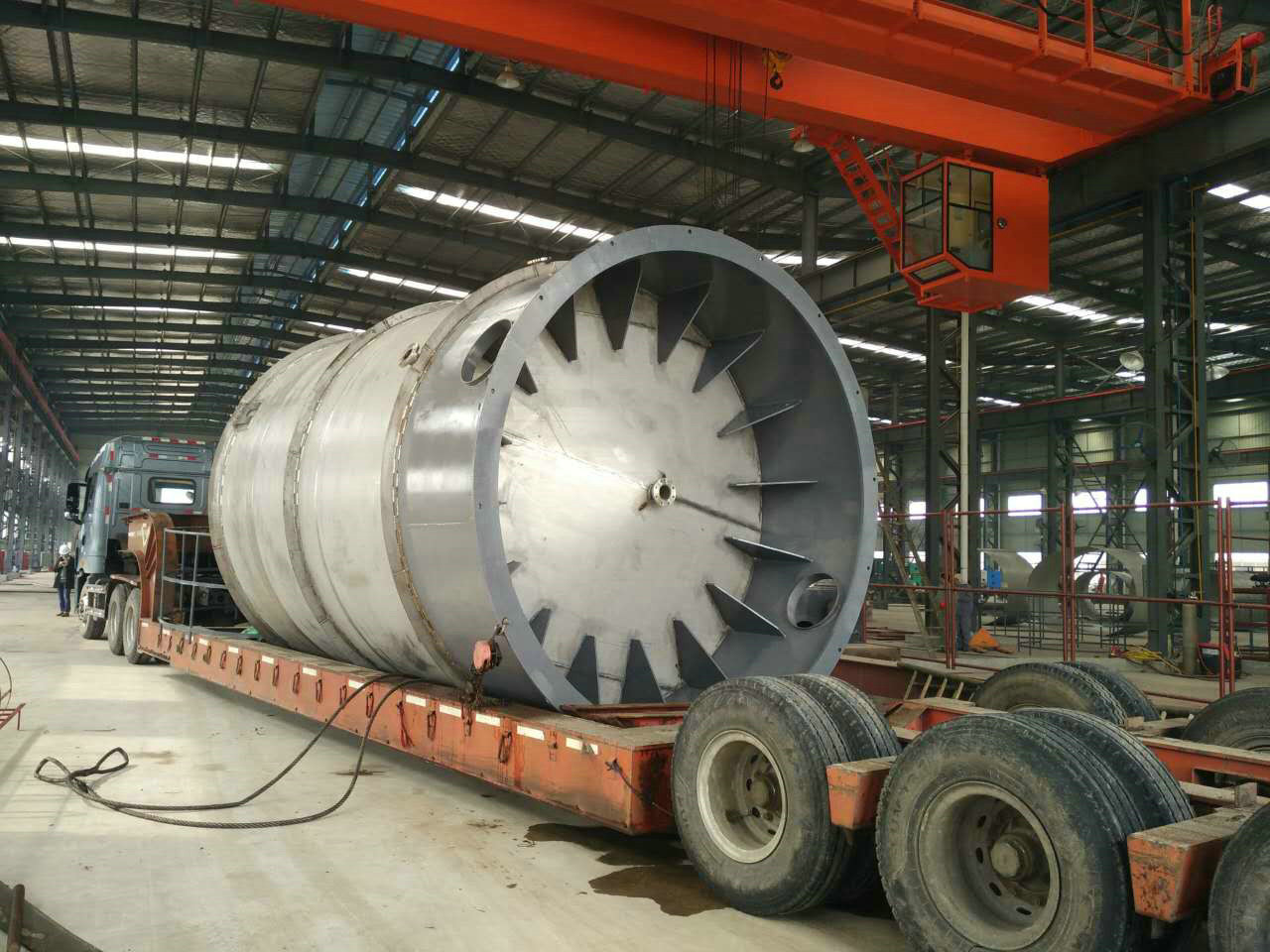 To be transported storage tank