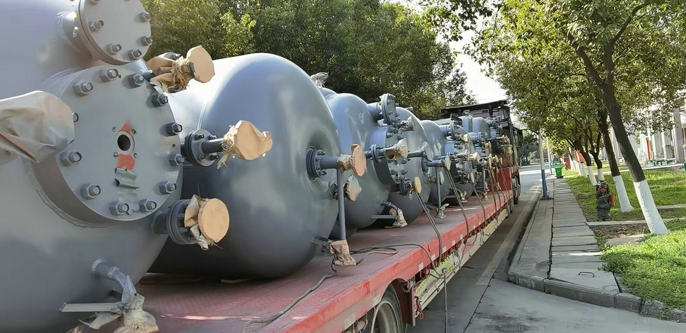 Jacket equipment to be transported