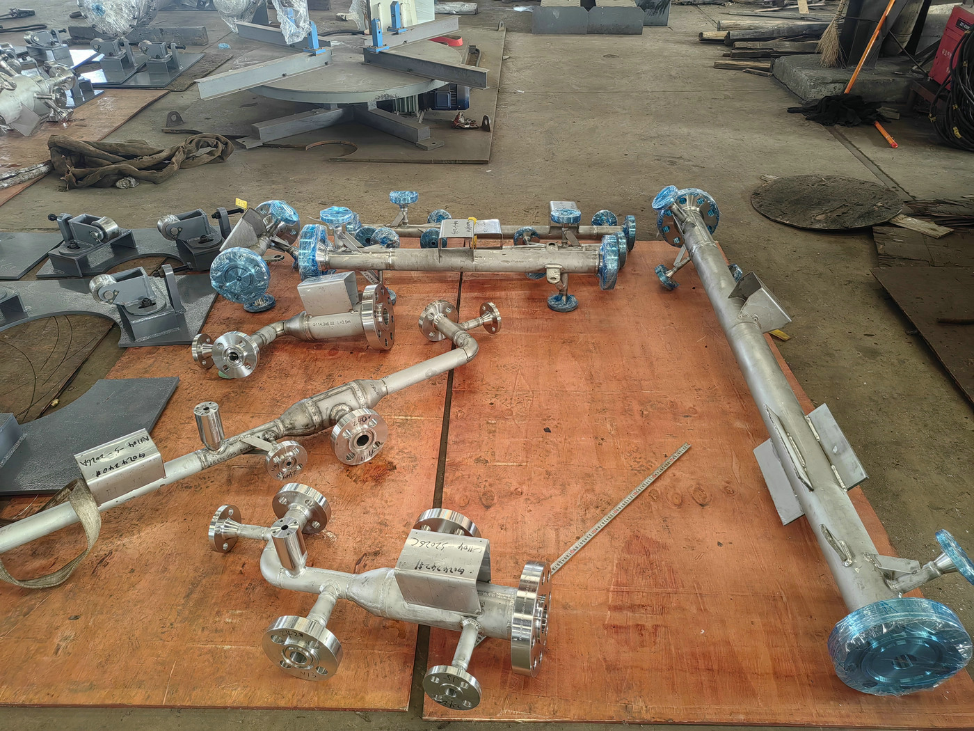 Pipe mixer, fixed mixer, etc